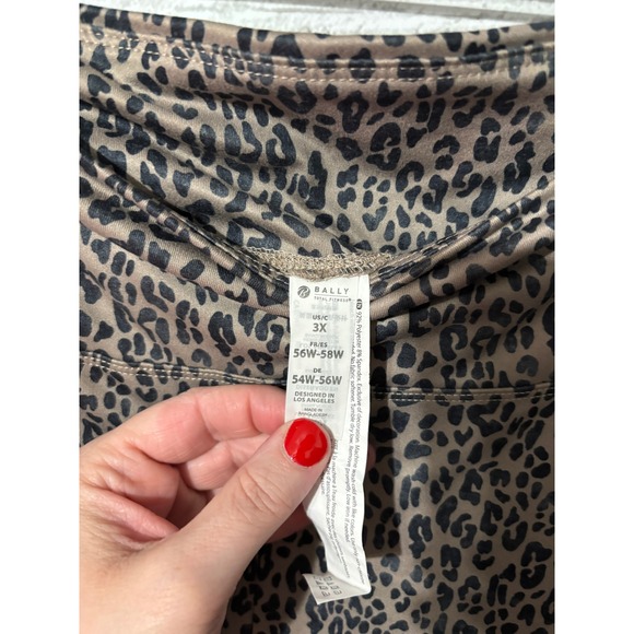 Leopard Workout Legging - Picture 4 of 4